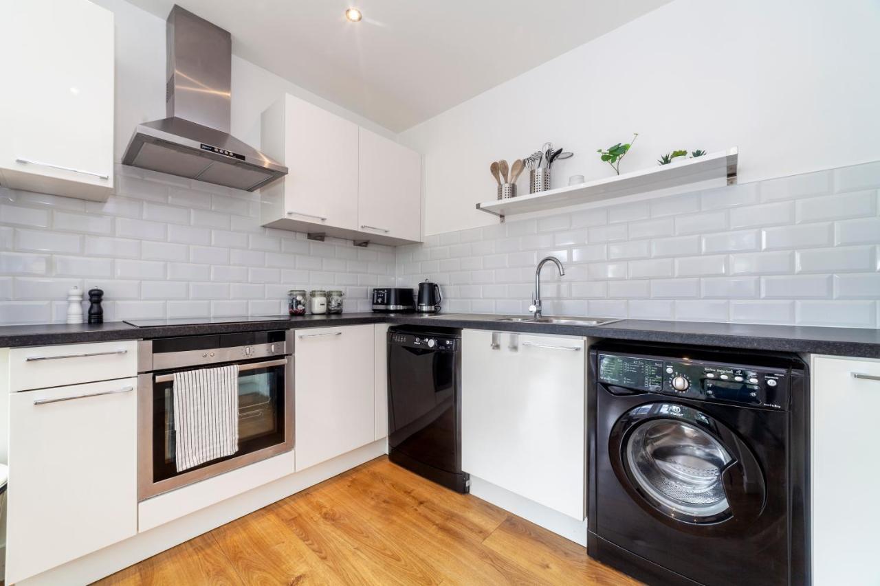 런던 Modern And Bright 2 Bdr Flat In Clapham Common 아파트 외부 사진